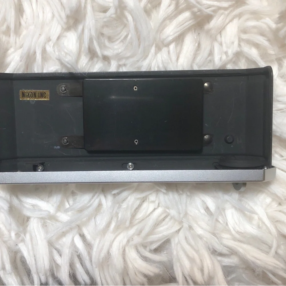 Nikon F Eye Level 35mm SLR Film Camera Body Only Nikon F BC-7 Flash 6754517Japan